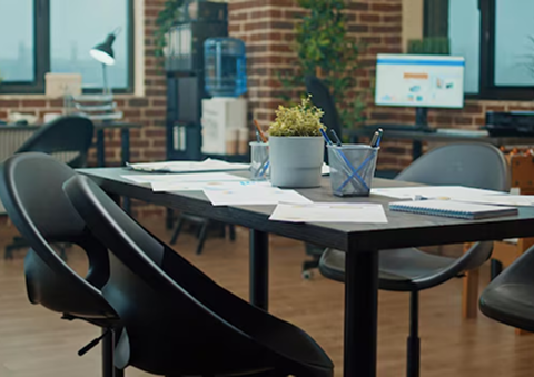 Modern office of Forever Young, a trusted financial advisor in Jupiter, FL, dedicated to helping clients plan for a secure and prosperous financial future.